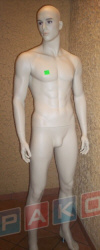 équipement pour magasin mannequins cintres stands accessoires Pologne